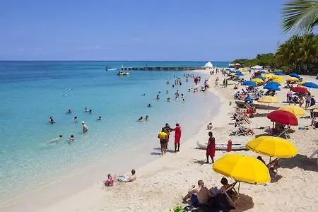 Villa Hospitality Expert Nianna Eden - 7Br Pools Beach Montego Bay Jamaica