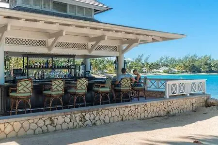 Hospitality Expert Nianna Eden - 7Br Pools Beach Montego Bay Villa
