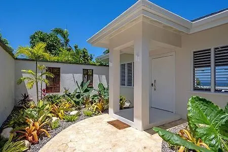 Hospitality Expert Nianna Eden - 7Br Pools Beach Montego Bay Villa