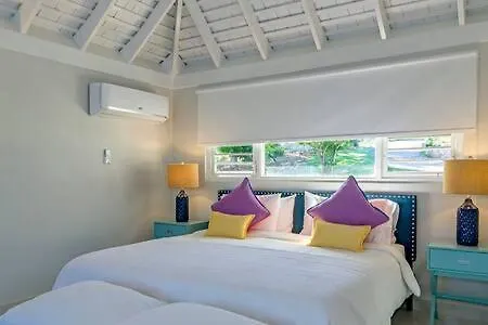 Hospitality Expert Nianna Eden - 7Br Pools Beach Montego Bay 0*,  Jamaica
