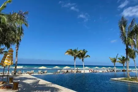 Hospitality Expert Nianna Eden - 7Br Pools Beach 蒙特哥贝