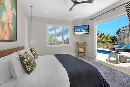 Hospitality Expert Nianna Eden - 7Br Pools Beach Montego Bay Villa